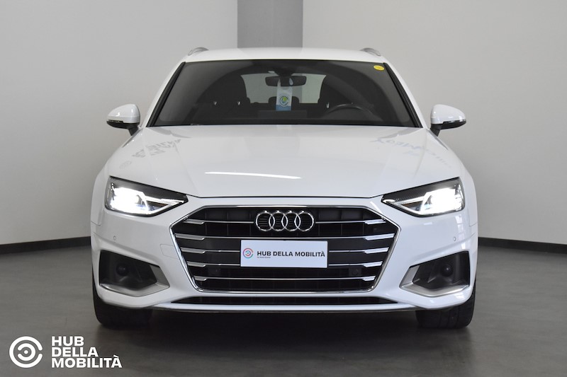 AUDI A4 Avant 30 TDI/136 CV S tronic Business Advanced